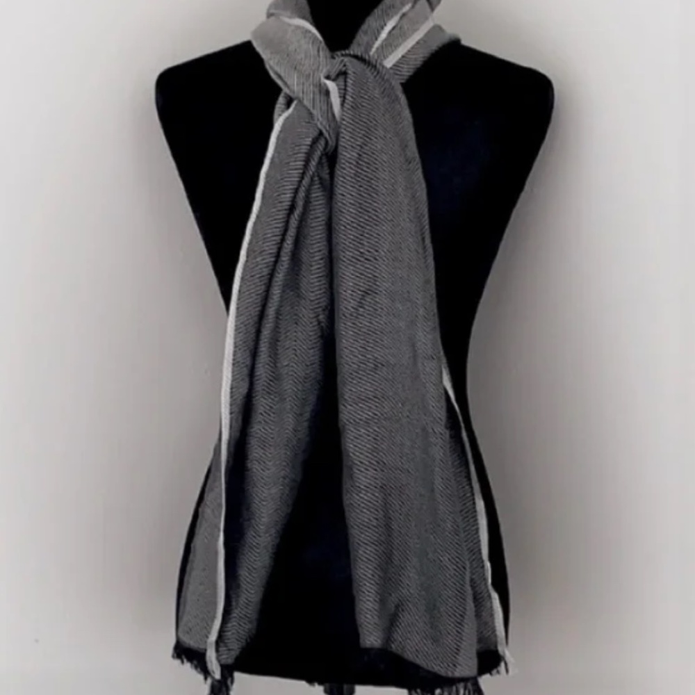 CK Lightweight Scarf